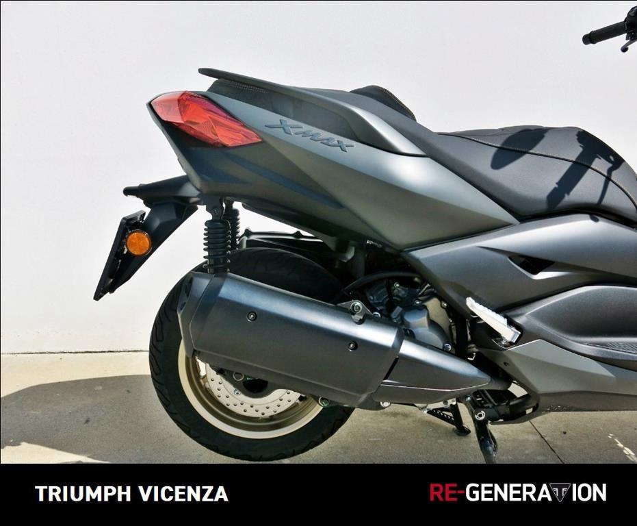 YAMAHA X-Max 300 Tech Max Abs