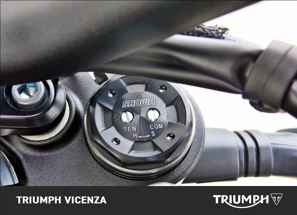 DUCATI Streetfighter V2 Red