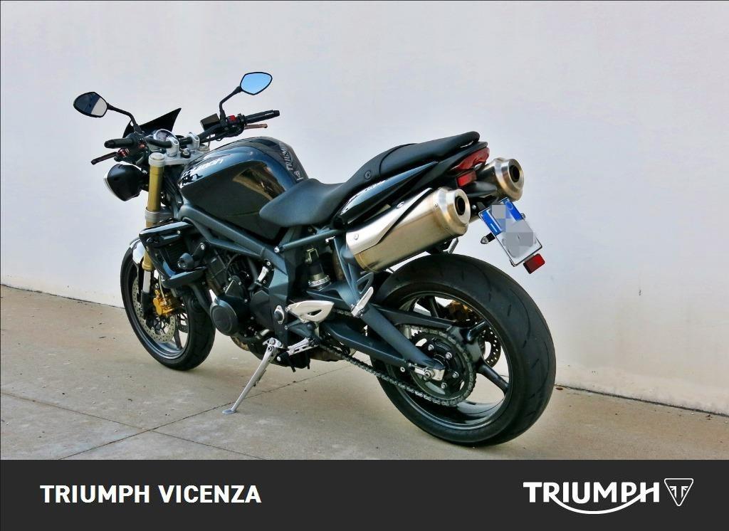 TRIUMPH Street Triple 675 