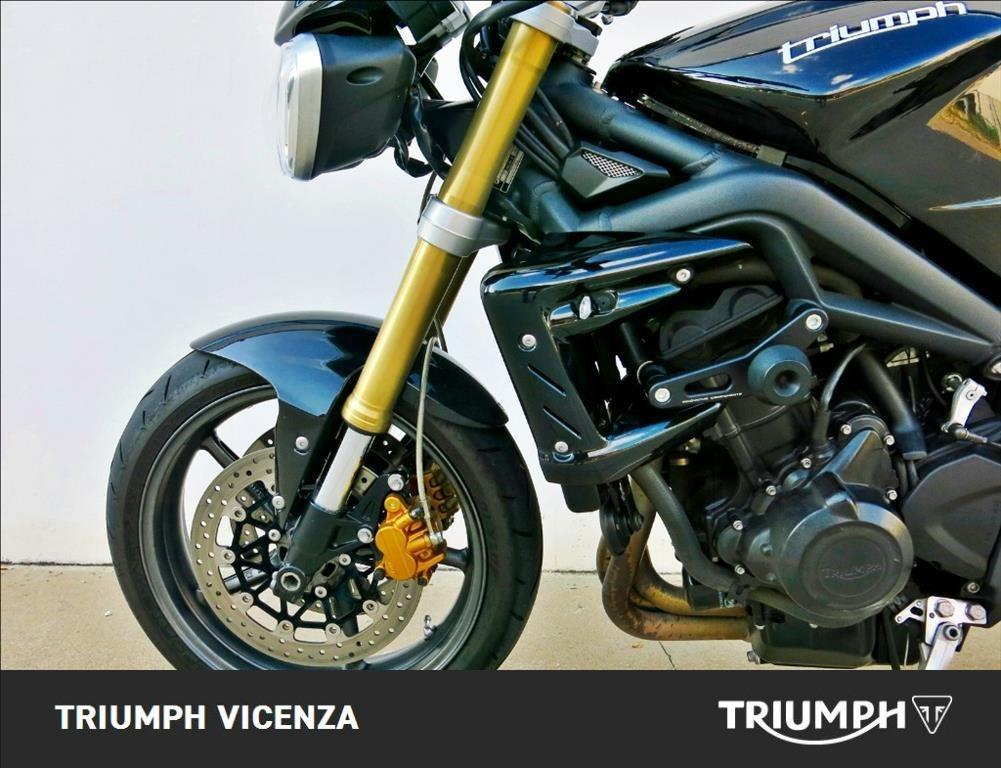 TRIUMPH Street Triple 675 