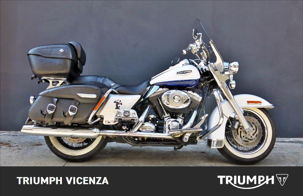 HARLEY DAVIDSON Road King 1584 FLHRC  Classic