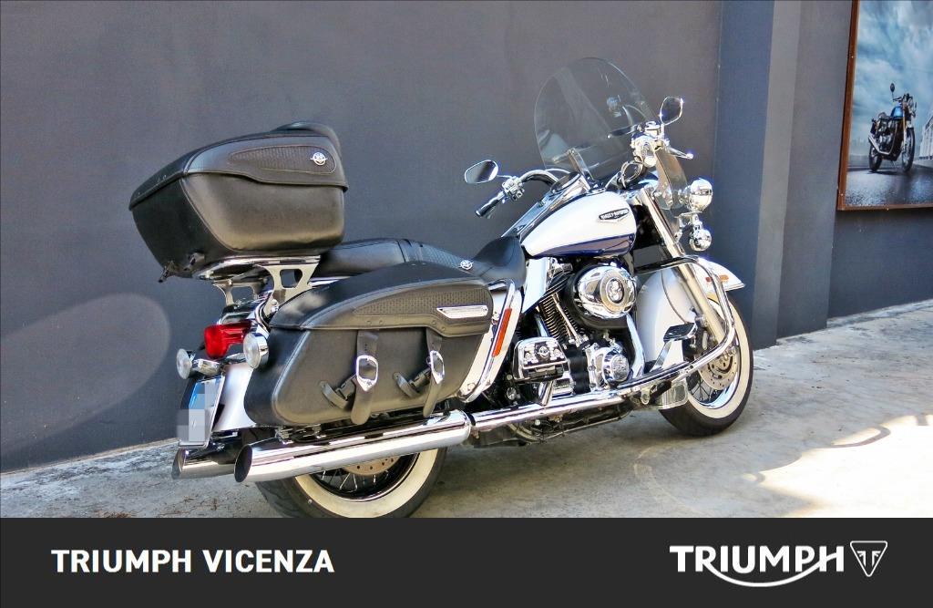 HARLEY DAVIDSON Road King 1584 FLHRC  Classic