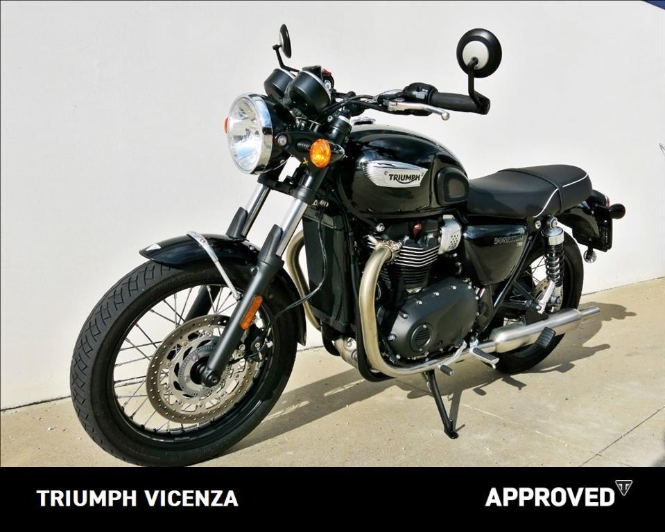 TRIUMPH Bonneville 900 T100 