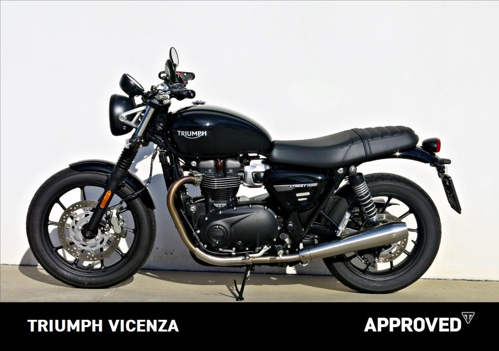 TRIUMPH Street Twin 900 