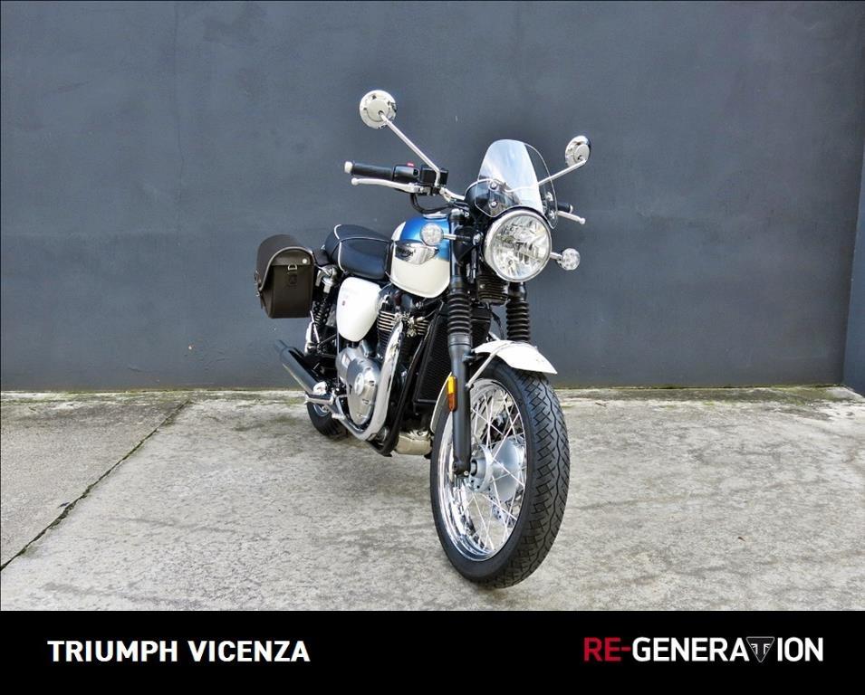 TRIUMPH Bonneville 900 T100 