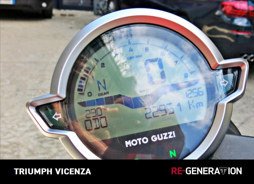 MOTO GUZZI V7 III 750 Stone Abs