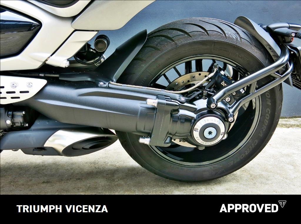 TRIUMPH Rocket III 2500 R