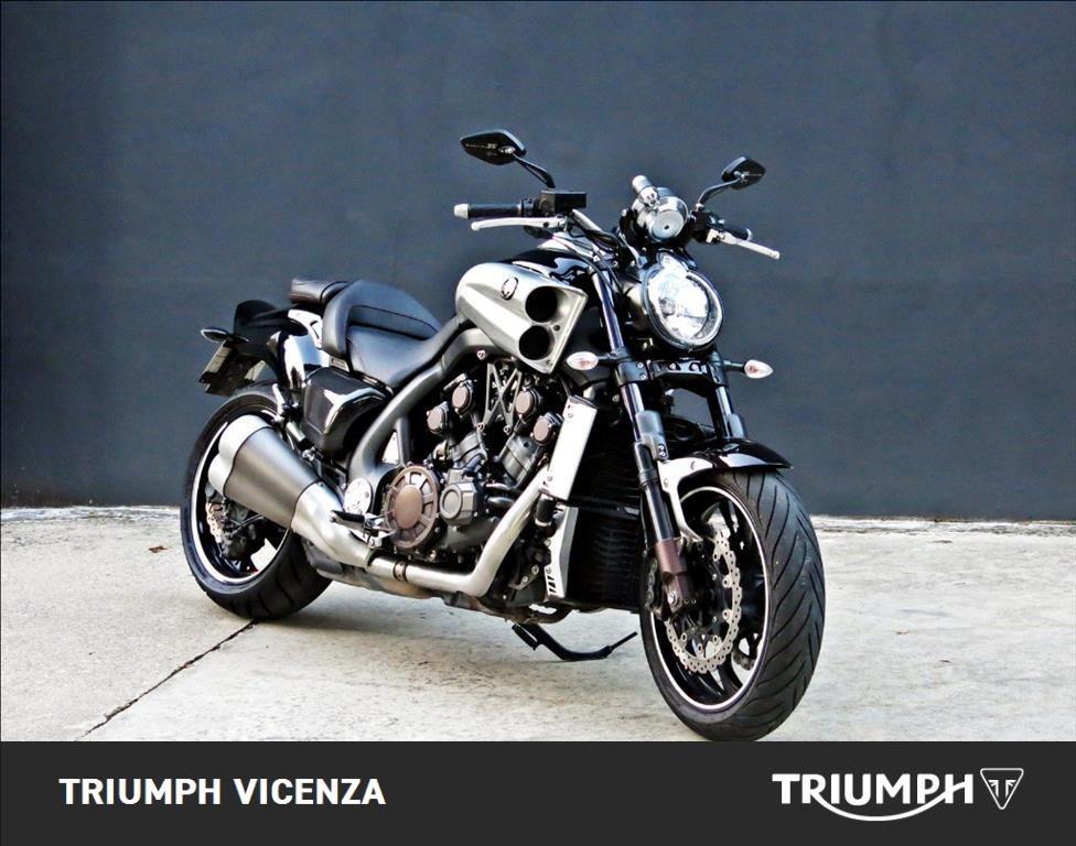 YAMAHA Vmax 1700 Abs