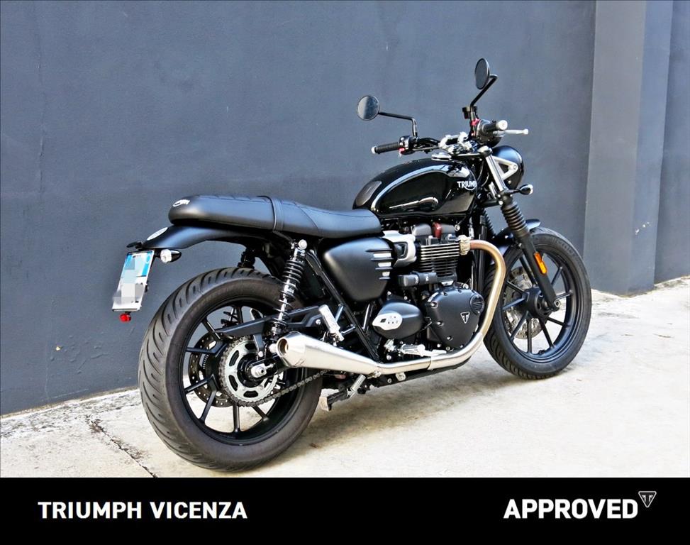 TRIUMPH Street Twin 900 