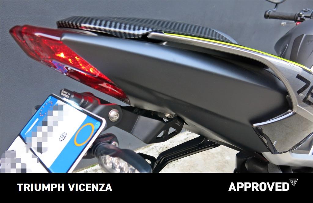 TRIUMPH Street Triple 765 R