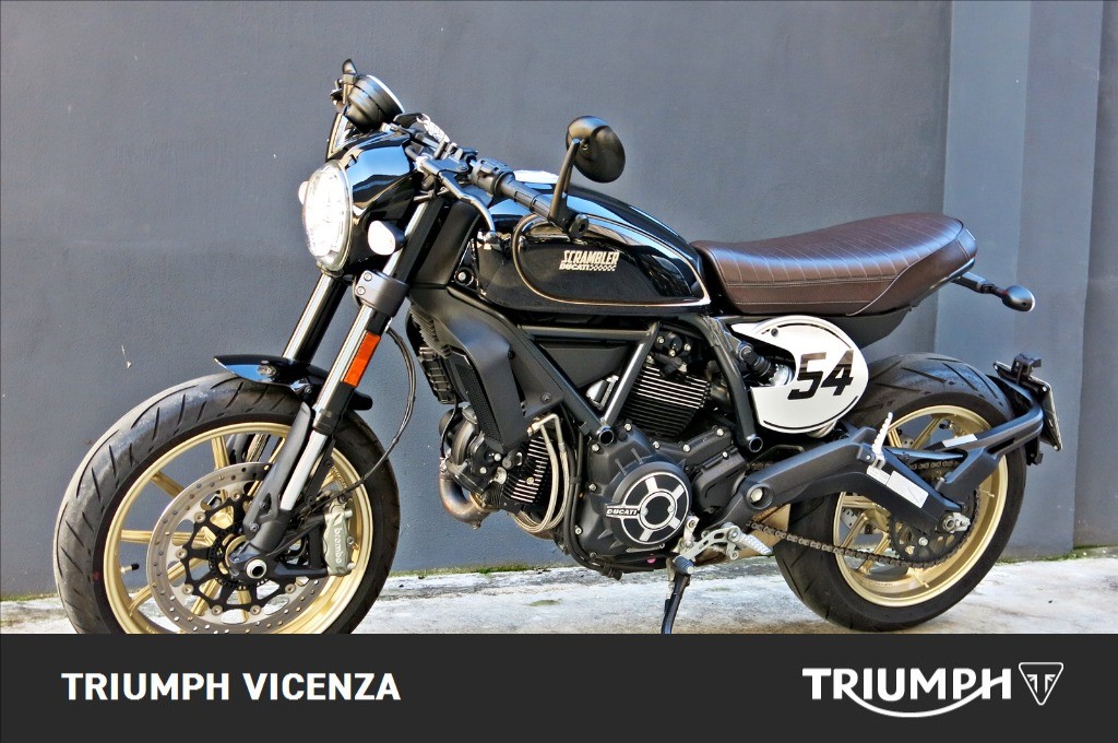 DUCATI Scrambler 800 Cafe Racer