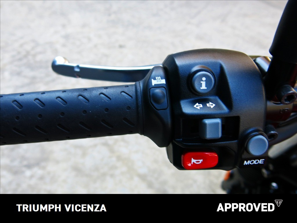 TRIUMPH Street Twin 900 