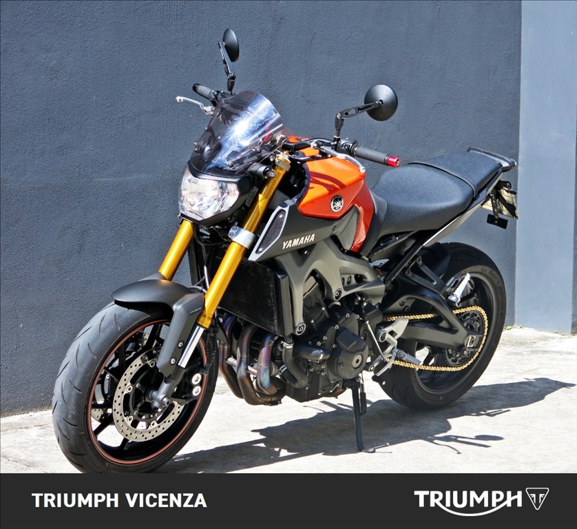 YAMAHA MT-09 850 Sport Tracker Abs