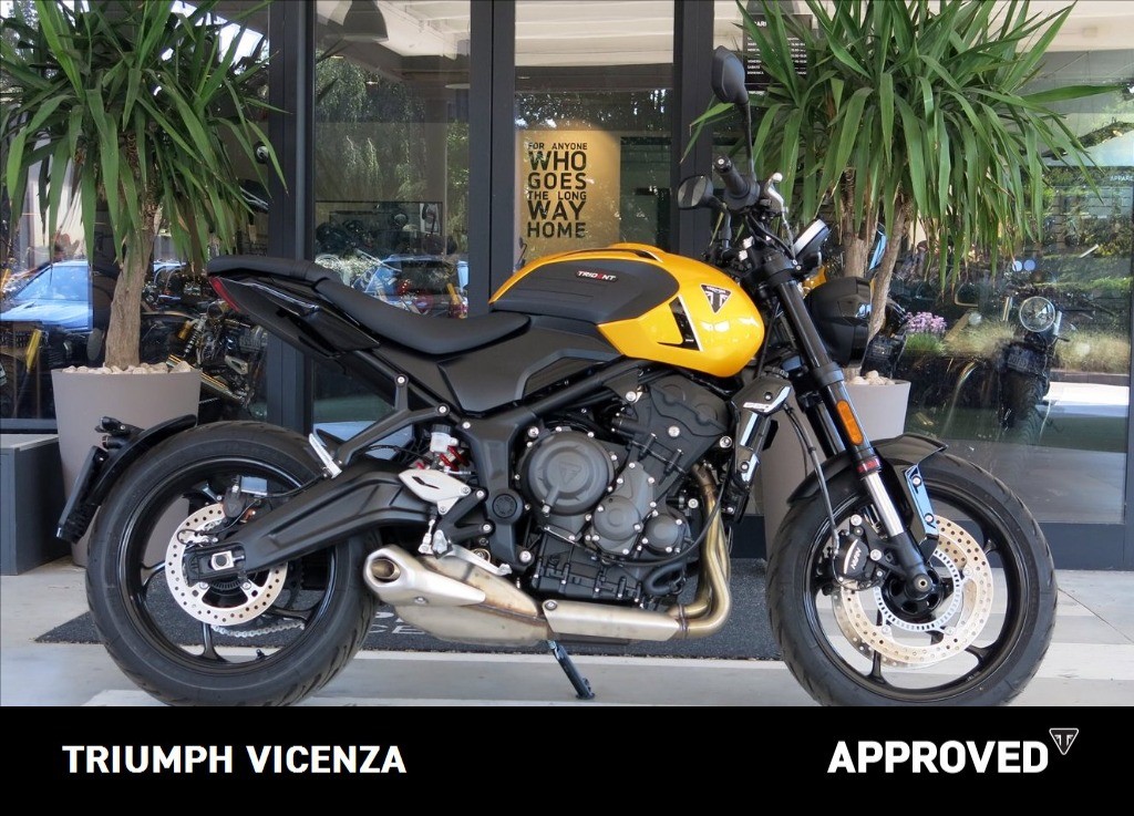 TRIUMPH Trident 660 Cosmic Yellow / Sapphire Black Abs