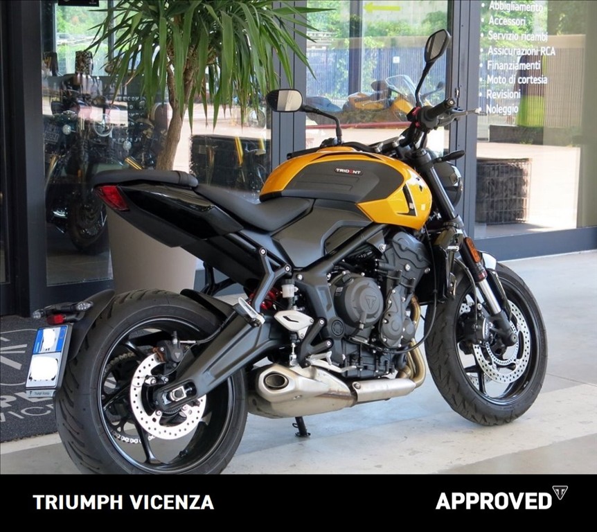 TRIUMPH Trident 660 Cosmic Yellow / Sapphire Black Abs