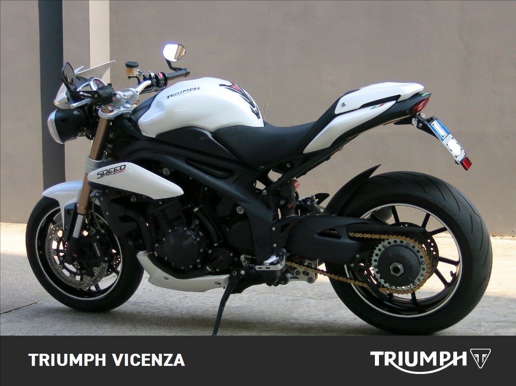 TRIUMPH Speed Triple 1050 