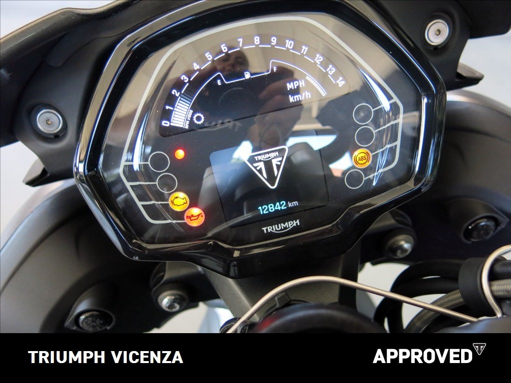 TRIUMPH Street Triple 765 R