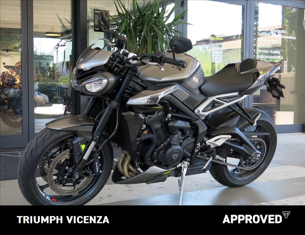 TRIUMPH Street Triple 765 R