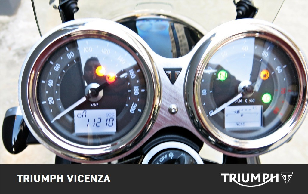 TRIUMPH Bonneville 1200 T120 Black Abs