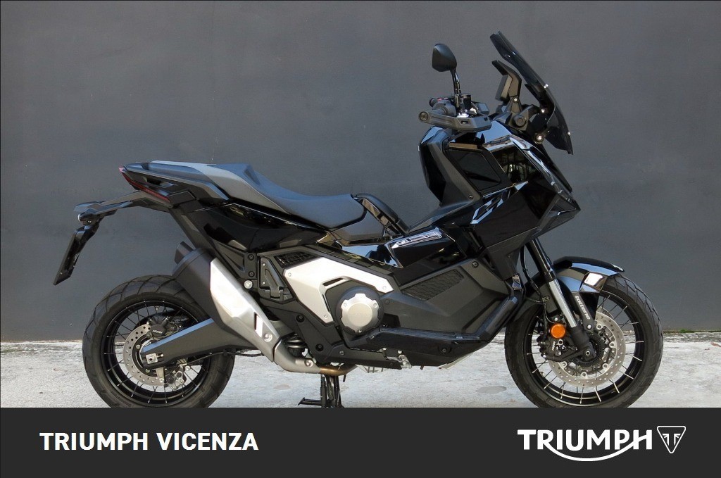 HONDA X-ADV 750 DCT Abs