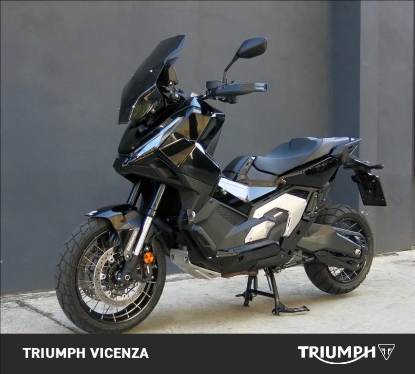 HONDA X-ADV 750 DCT Abs